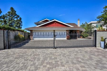 Mesa Verde Drive, Burbank, California 91504