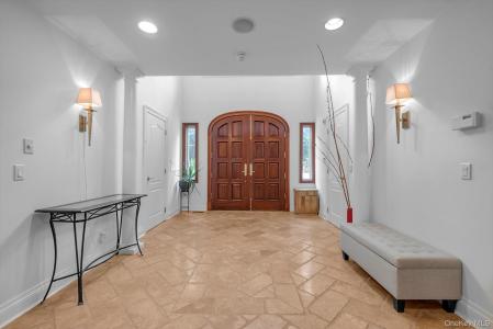 87 Arleigh Road, North Hempstead, Nova Iorque 11021, Estados Unidos