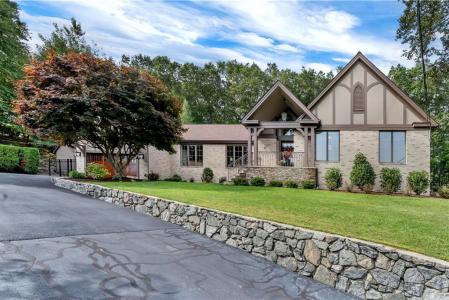 35 TIMBERLAND Drive, Lincoln, Rhode Island 02865, Amerika Birleşik Devletleri