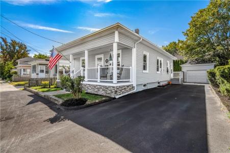 50 Finch Avenue, Pawtucket, Rhode Island 02860, USA
