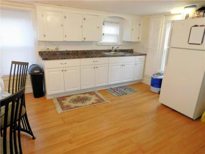 176 Archambault Avenue, West Warwick, Rhode Island 02893, HOA KỲ