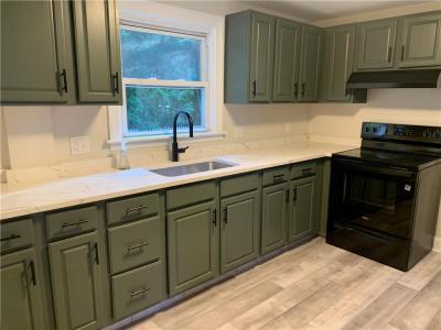 5 Maple Court, Smithfield, Rhode Island 02828, USA