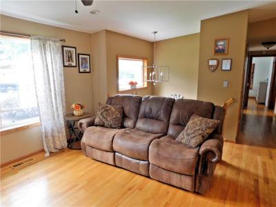27 NARDOLILLO Street, Johnston, Rhode Island 02919, HOA KỲ