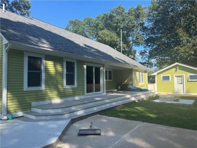 60 Beth Road, Tiverton, Rhode Island 02878, USA