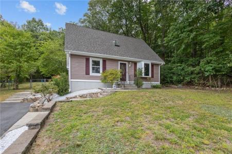 105 Miles Avenue, Woonsocket, Род Айленд 02895, Соединенные Штаты