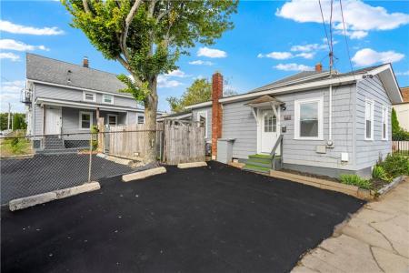 53 Ottawa Street, West Warwick, Rhode Island 02893, HOA KỲ