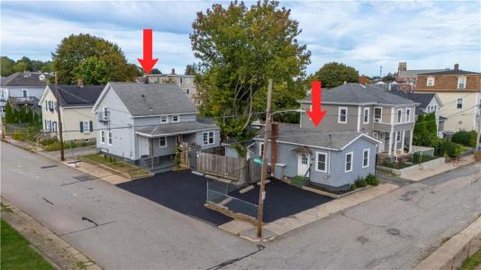 53 Ottawa Street, West Warwick, רוד איילנד 02893, ארצות הברית של אמריקה 