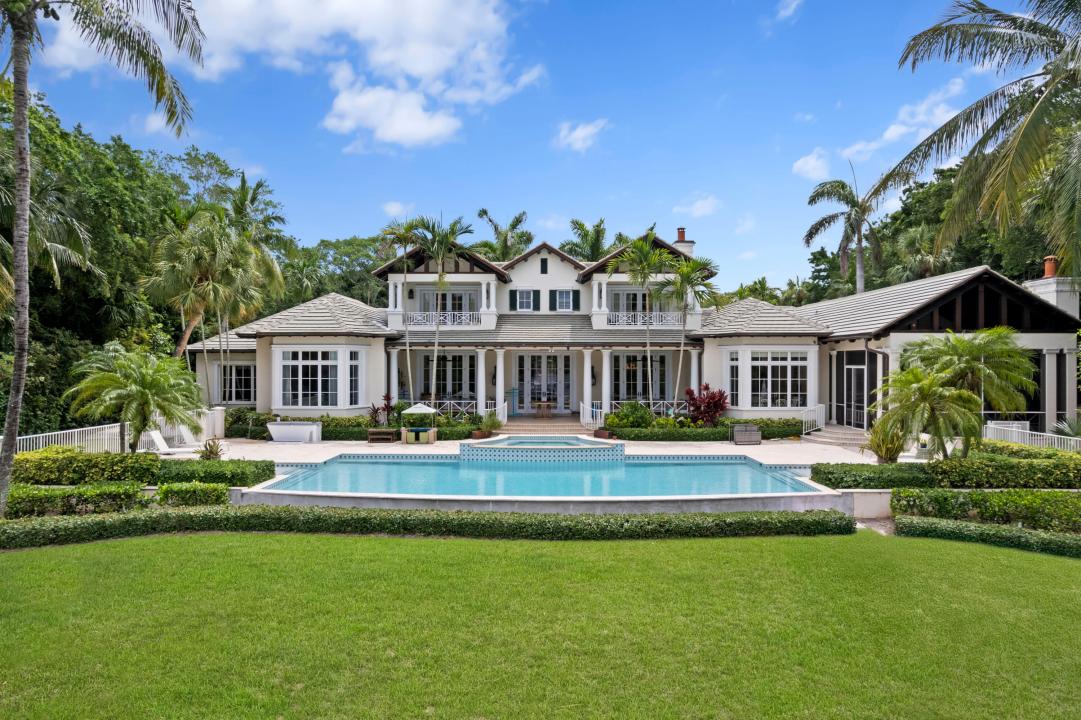 202 Gomez Road, Hobe Sound, Florida 33455