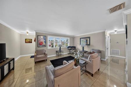 3951 NW 33rd Ter, Lauderdale Lakes, Florida 33309