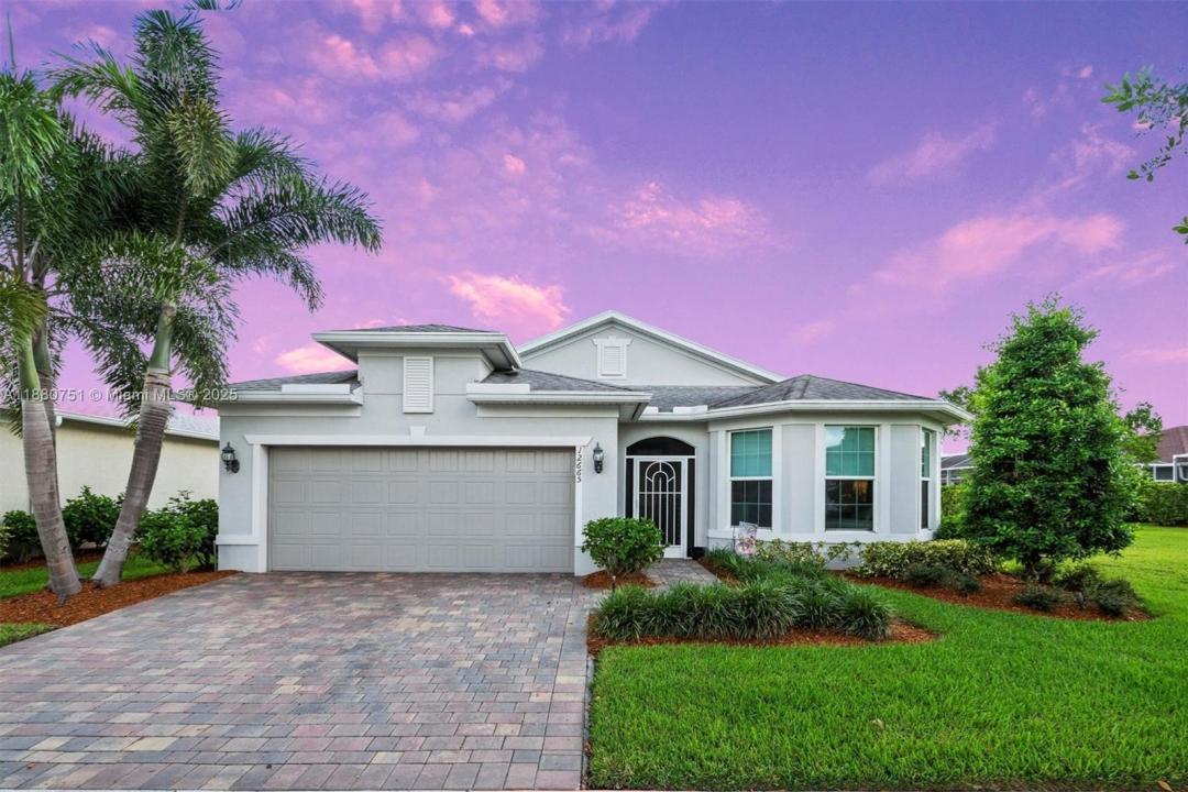 12665 SW Cattleya Ln, Port St. Lucie, Florida 34987