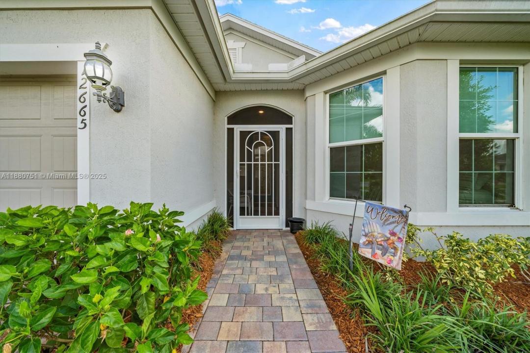 12665 SW Cattleya Ln, Port St. Lucie, Florida 34987