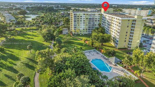 4400 Hillcrest Dr 912B, Hollywood, Florida 33021, USA