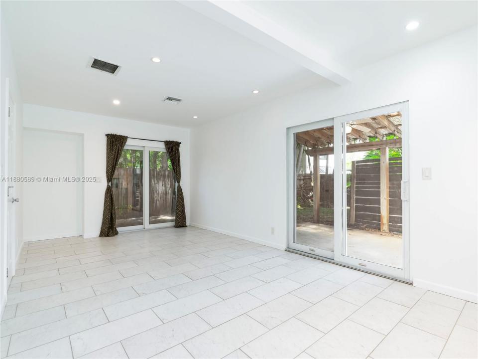 3621 NE 11th Ave 3641, Oakland Park, 플로리다 33334, 미국