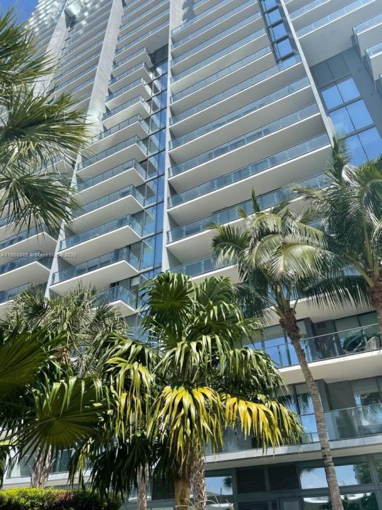 68 SE 6th St 2303, Miami, Floride 33131, États-Unis