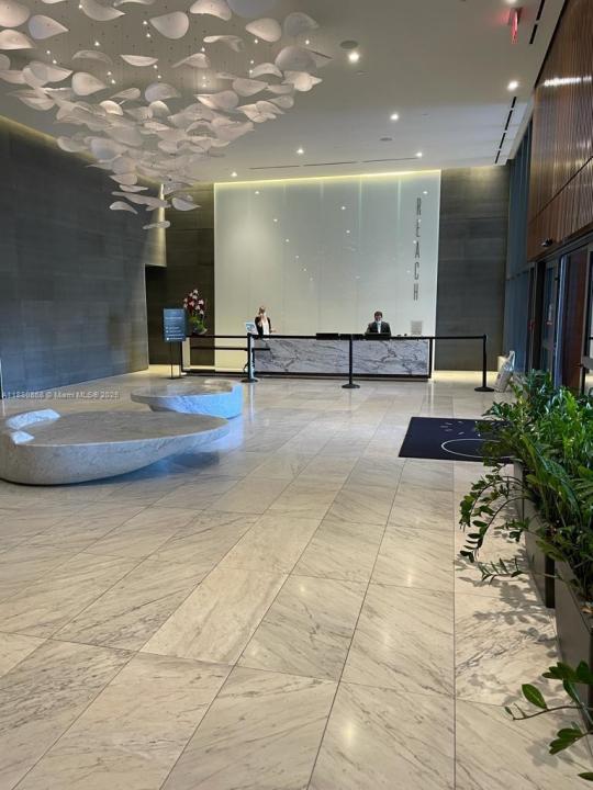 68 SE 6th St 2303, Miami, Floride 33131, États-Unis