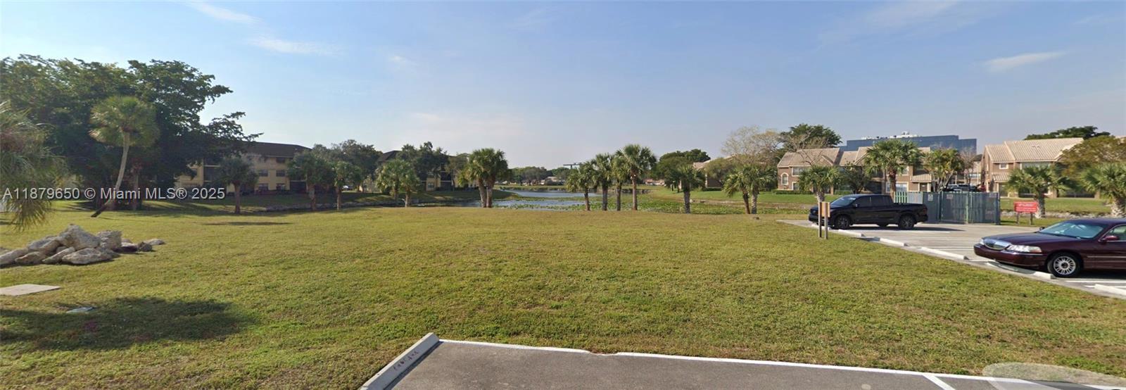 28 Nw Dr, Coral Springs, Florida 33065