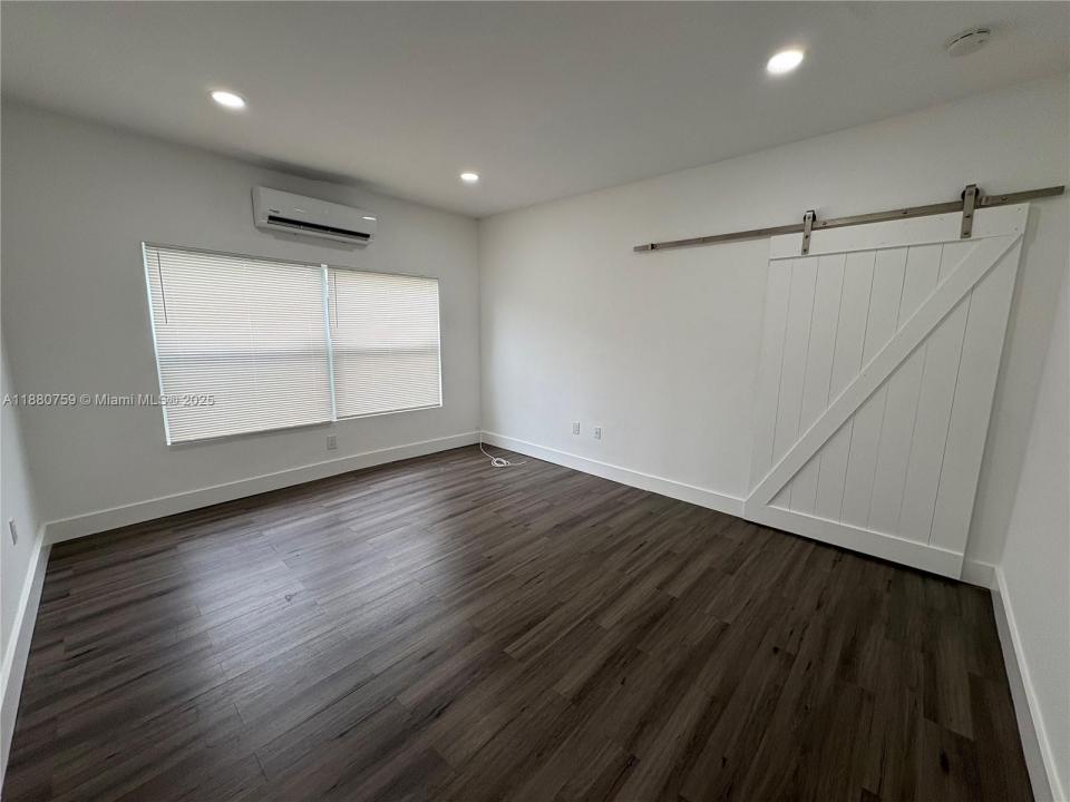 3237 SW 4th St 2, Miami, Florida 33135