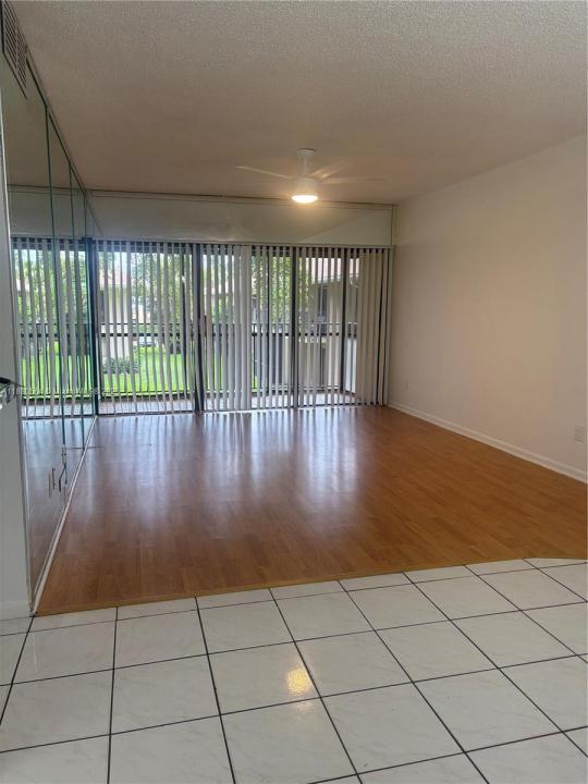 5981 Washington St 215, Hollywood, Flórida 33023, Estados Unidos