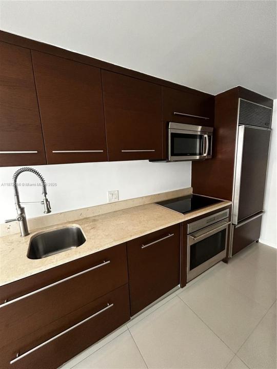495 Brickell Ave 3106, Miami, Floride 33131, États-Unis