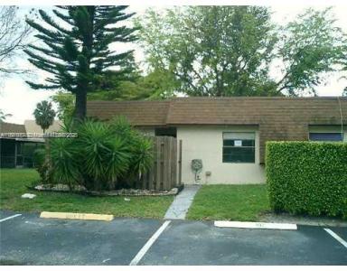5702 Swordfish Cir, Tamarac, Florida 33319, USA