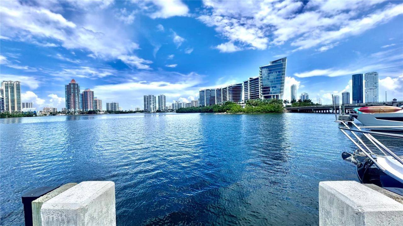 4041 ISLAND ESTATE, Aventura, Floride 33160, États-Unis