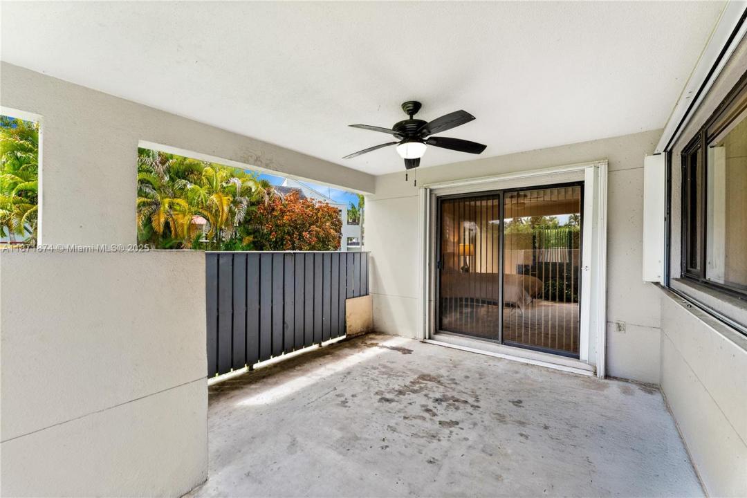 13280 SW 88th Ln 103B, Miami, Florida 33186