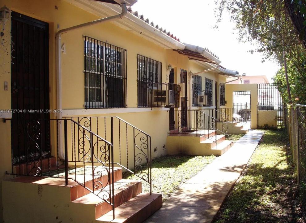 1325 SW 6th St, Miami, Floride 33135, États-Unis