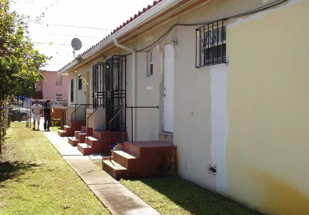 1325 SW 6th St, Miami, Floride 33135, États-Unis