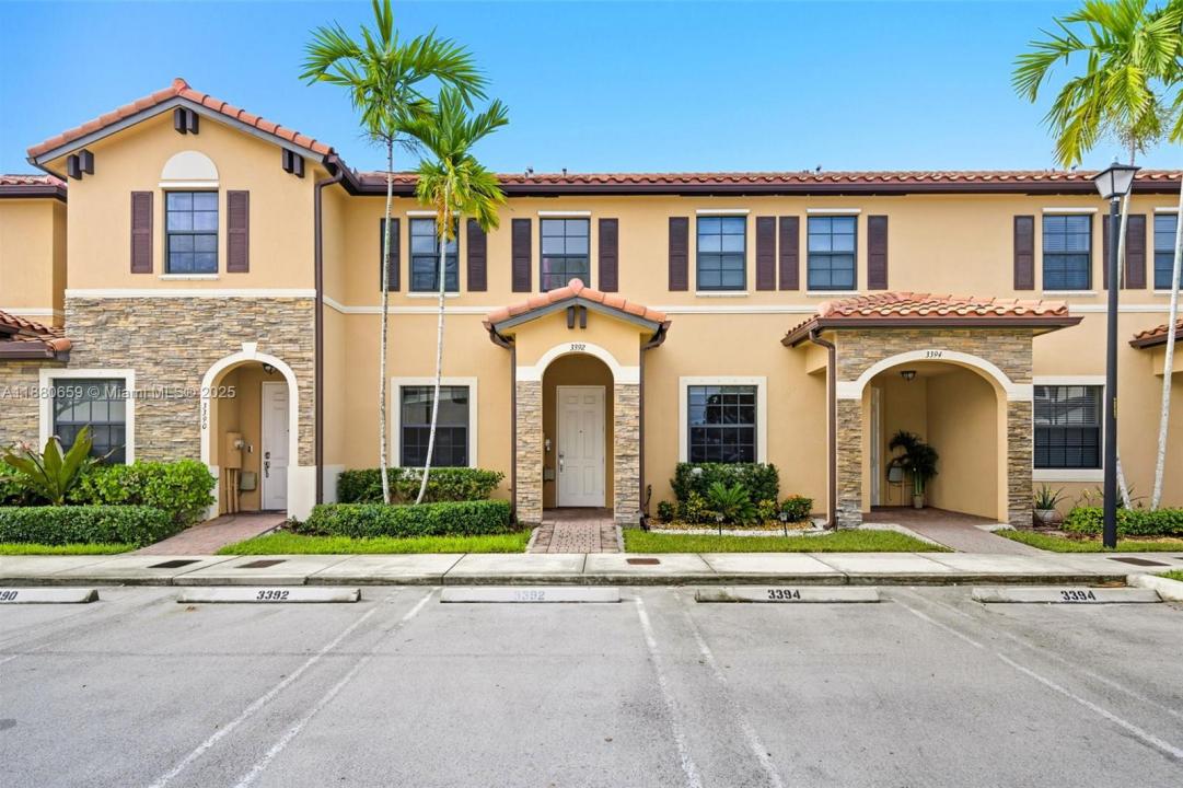3392 W 92nd Pl 3392, Hialeah, Florida 33018, Estados Unidos