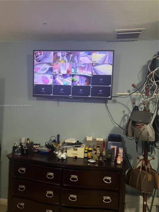 7130 NW 21st Ct, Miami, Floride 33147, États-Unis