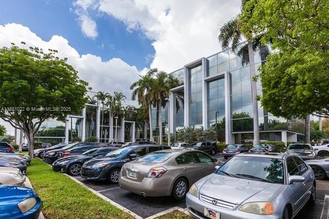 16855 NE 2 AVE N204, North Miami Beach, فلوريدا 33162, الولايات المتحدة