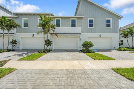 4466 Longwood Lake Sq 4466, Westlake, Florida 33470, USA