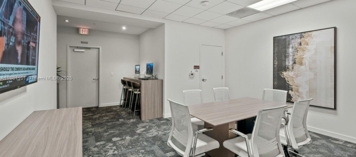 591 Evernia  Sreet B4, West Palm Beach, 佛羅里達州 33401, 美國