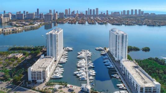 17211 Biscayne Blvd Slip 75, North Miami Beach, فلوريدا 33160, الولايات المتحدة