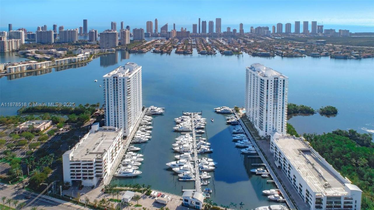 17211 Biscayne Blvd Slip 75, North Miami Beach, فلوريدا 33160, الولايات المتحدة