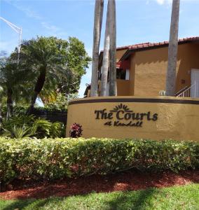 15650 SW 80th St F-103, Miami, Florida 33193, USA