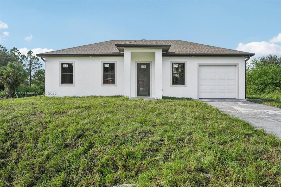 4402 E 19th st, Lehigh Acres, Florida 33972