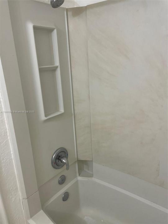 2401 Riverside Dr 203-B, Coral Springs, 플로리다 33065, 미국