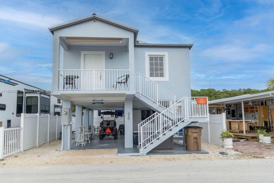 325 Calusa St #320, Key Largo, Floryda 33037, USA