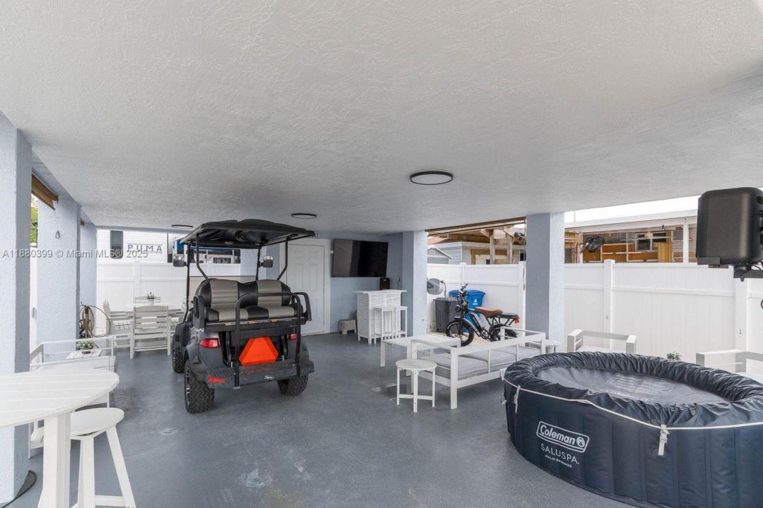 325 Calusa St #320, Key Largo, Floryda 33037, USA