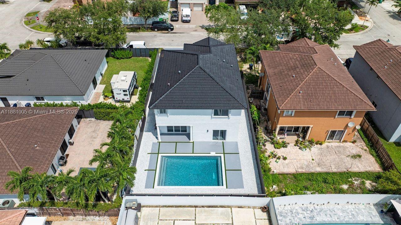 Miami, Florida 33185, USA