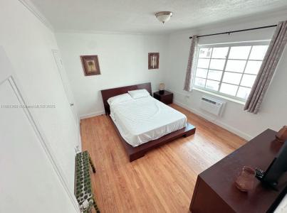 7445 Harding Ave 213, Miami Beach, Florida 33141, USA