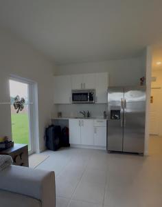 2415 SE 23rd Rd, Homestead, Florida 33035, USA