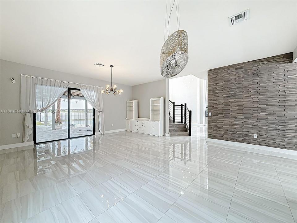 15530 NW 89th Ct 0, Miami Lakes, フロリダ 33018, アメリカ合衆国