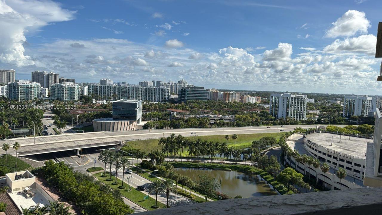 19501 S W country Club dr 1706, Aventura, Floride 33180, États-Unis