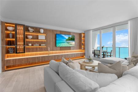 2301 Collins Ave 1523-24, Miami Beach, Florida 33139, USA
