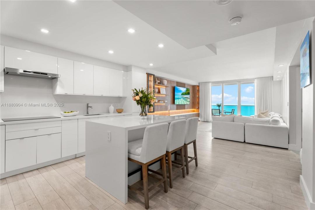2301 Collins Ave 1523-24, Miami Beach, フロリダ 33139, アメリカ合衆国