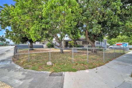551 NW 183rd St, Miami Gardens, Florida 33169, USA