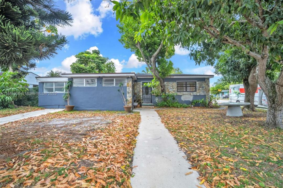 551 NW 183rd St, Miami Gardens, 佛罗里达州 33169, 美国