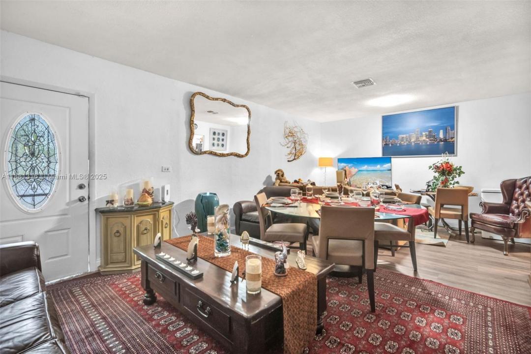 551 NW 183rd St, Miami Gardens, 佛罗里达州 33169, 美国